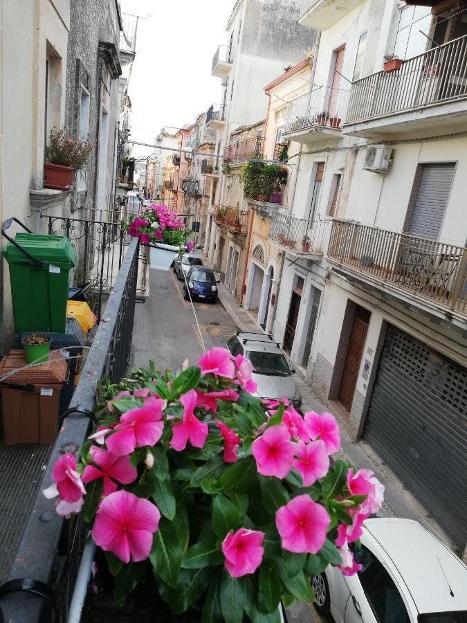 Casa Dell'Aquila Barocca Apartamento Ragusa Exterior foto
